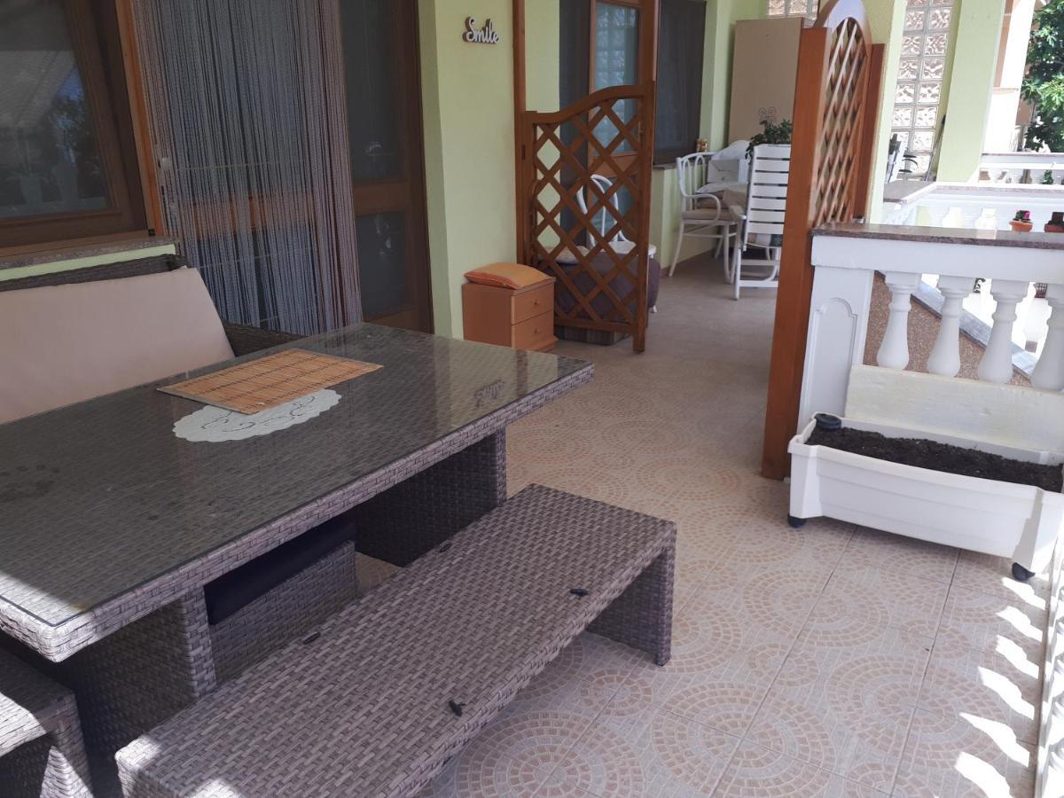 Apartmani Gojevic Водице Екстериор снимка