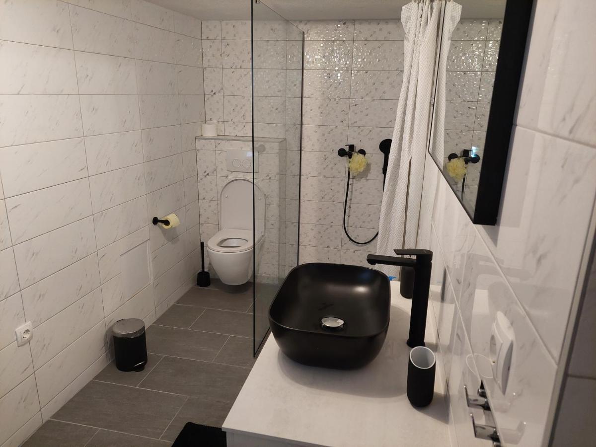 Apartmani Gojevic Водице Екстериор снимка
